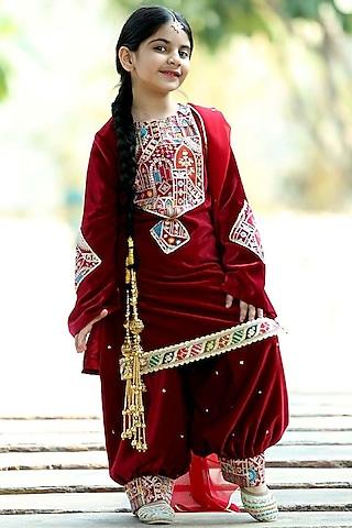 maroon velvet kurta set for girls