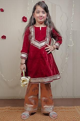 maroon velvet kurta set for girls