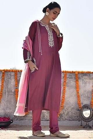 maroon & pink embroidered kurta set