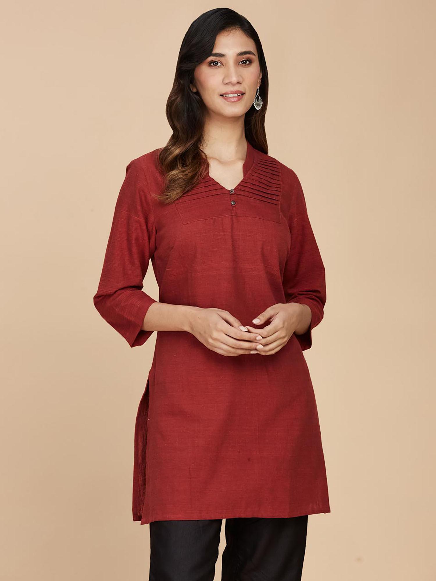 maroon cotton straight slim fit short kurti