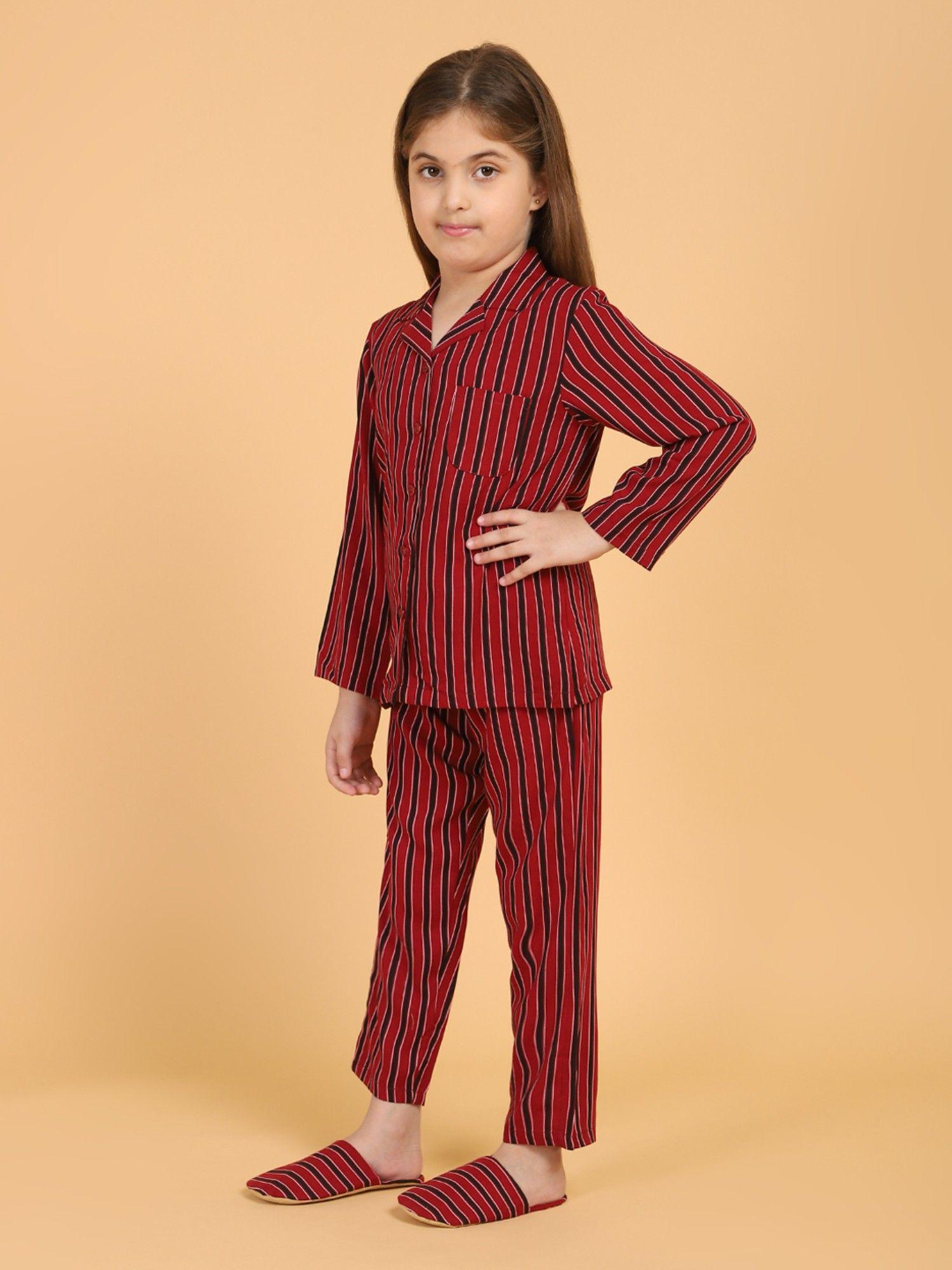 maroon full sleeves vertical stripes top & pyjama set with slippers (set of 3)