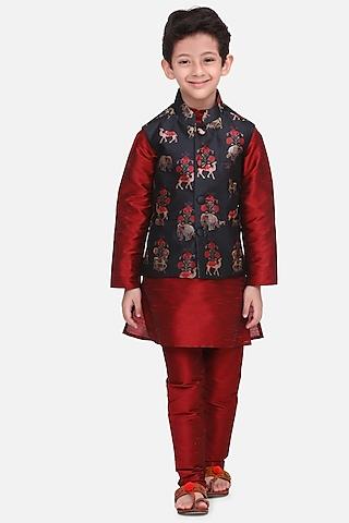 maroon kurta set with printed nehru jacket for boys