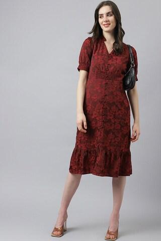 maroon print v neck casual calf-length short sleeves women classic fit dress