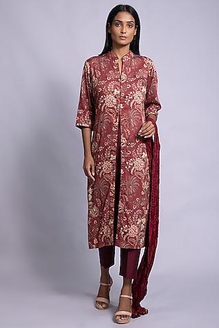 maroon printed & embroidered kurta set