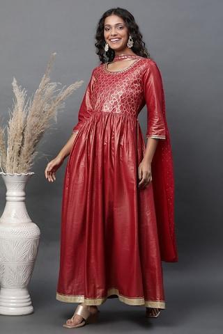 maroon sequin detail round neck ethnic ankle-length 3/4th sleeves women regular fit dress set