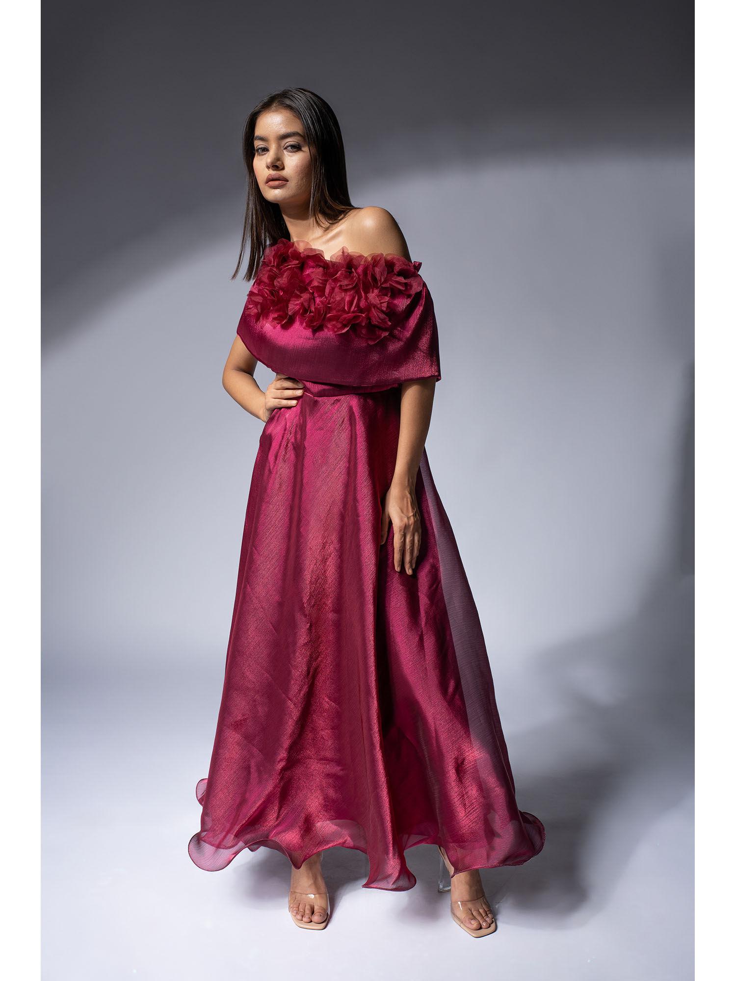 maroon shimmer organza maxi dress with 3d flower detailing (set of 2)