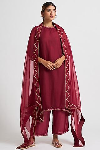 maroon straight kurta set with hand embroidery
