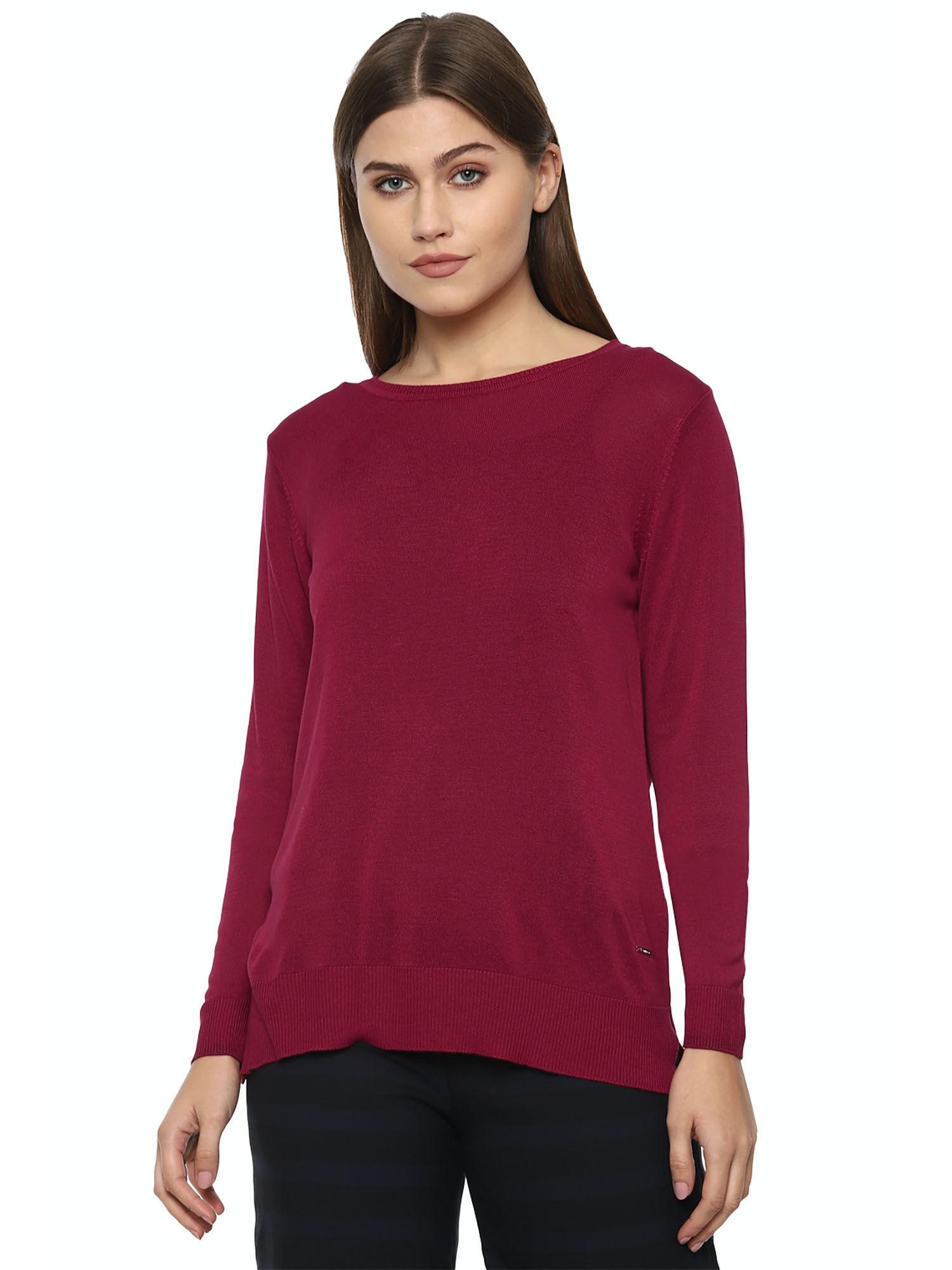 maroon sweater