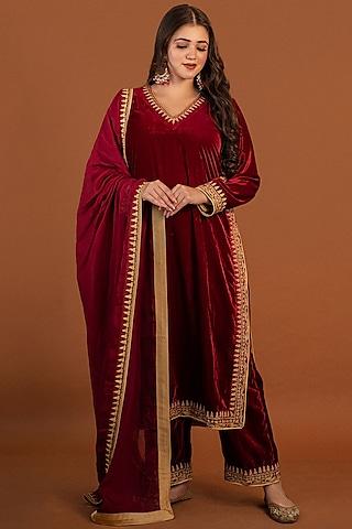 maroon velvet & organza machine embroidered kurta set