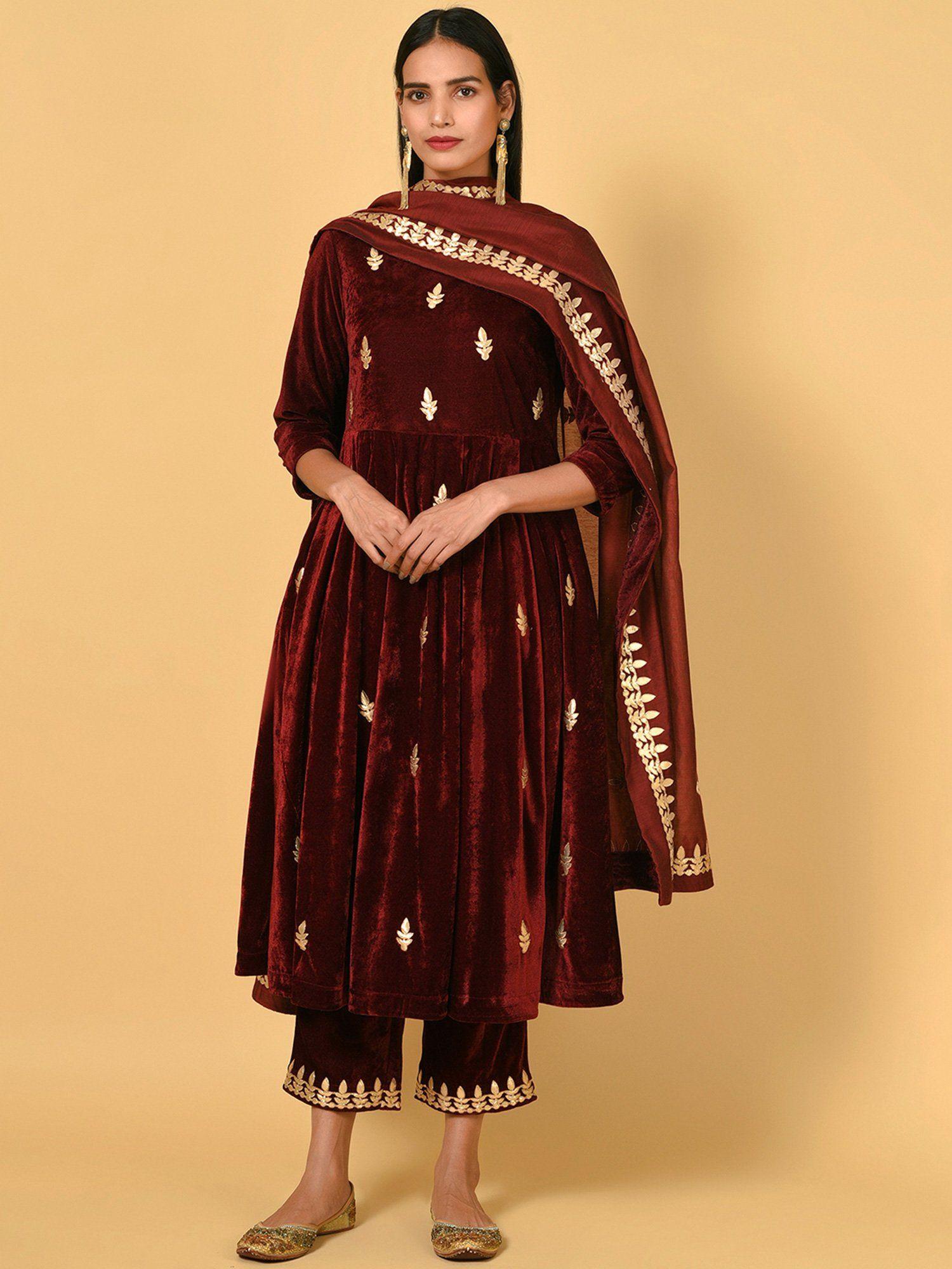 maroon velvet gota work kurta with pant & dupatta (set of 3)