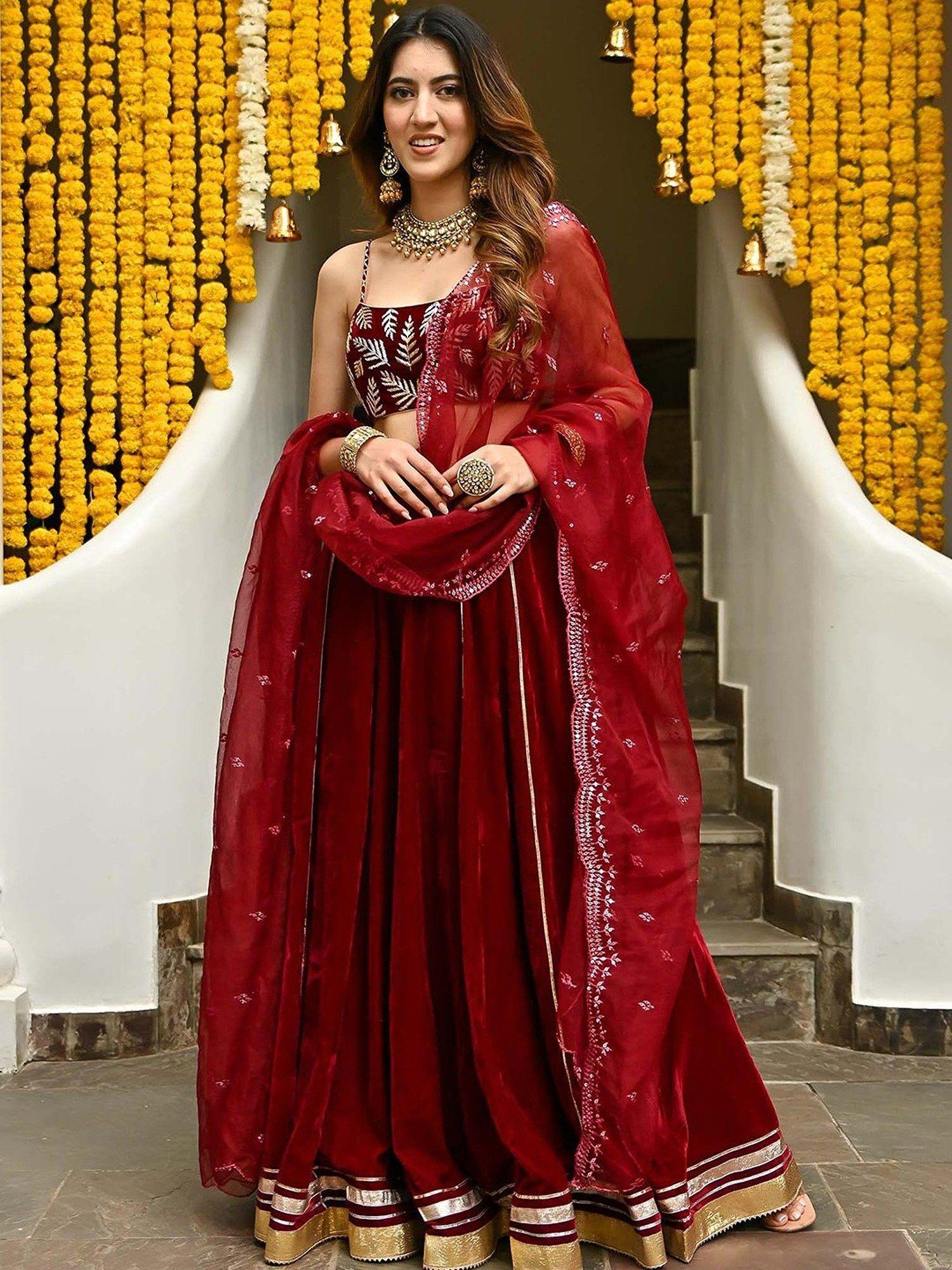 maroon velvet lehenga (set of 3)