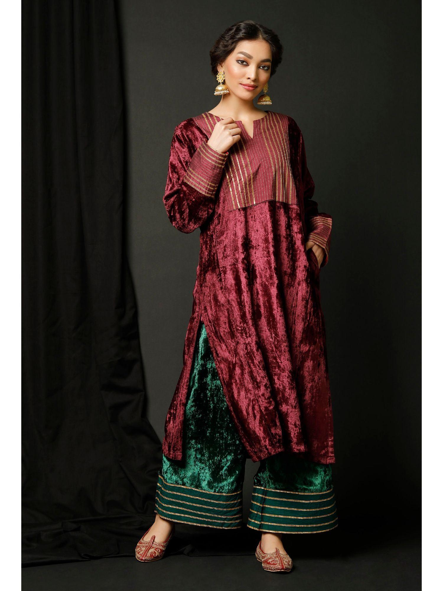 maroon velvet phiran kurta