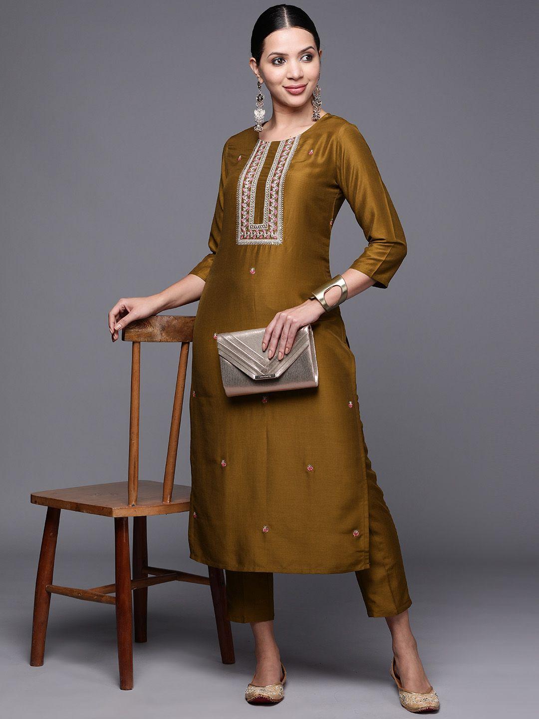 masstani by inddus women ethnic motifs embroidered kurta with trousers
