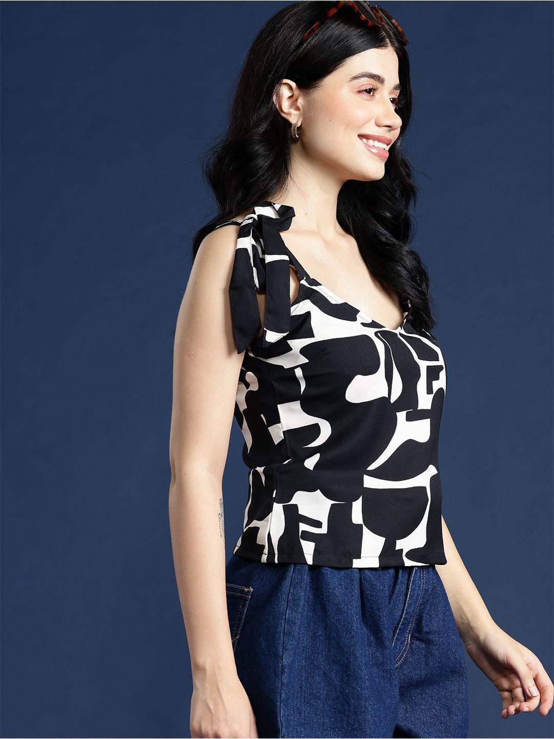 mast & harbour abstract print top
