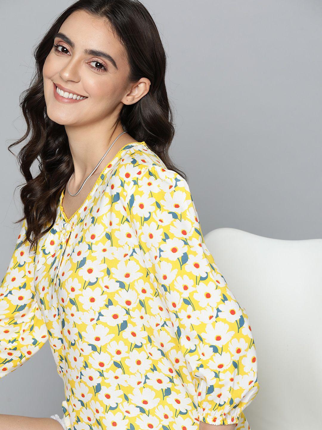 mast & harbour yellow & white floral print top