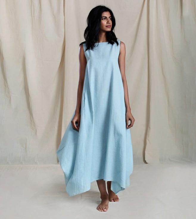 mati blue lakeeirien vari aakaar dress