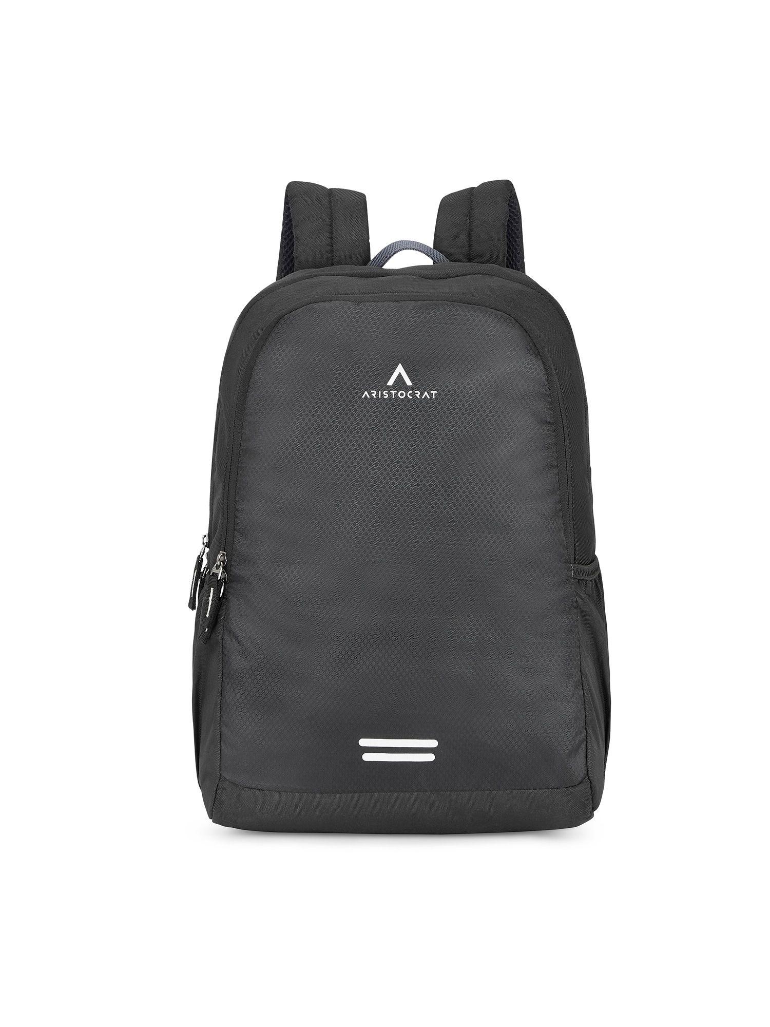 matrix laptop backpack - e black