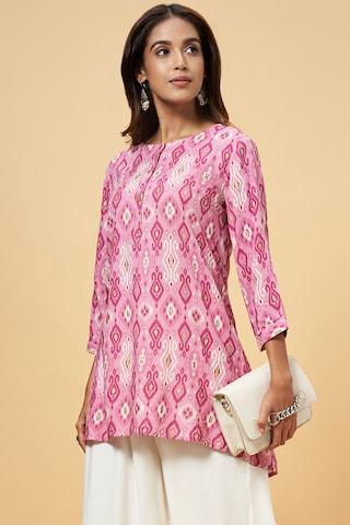 mauve print casual 3/4th sleeves round neck women regular fit  tunic