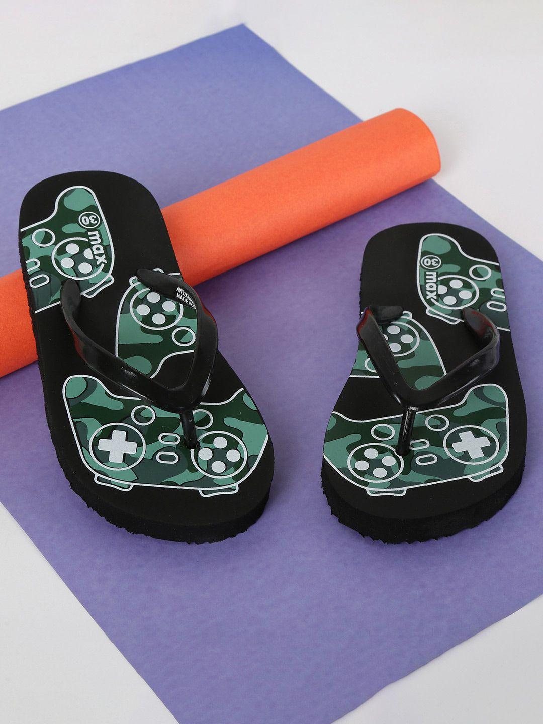 max boys black & green printed slip-on flip flops