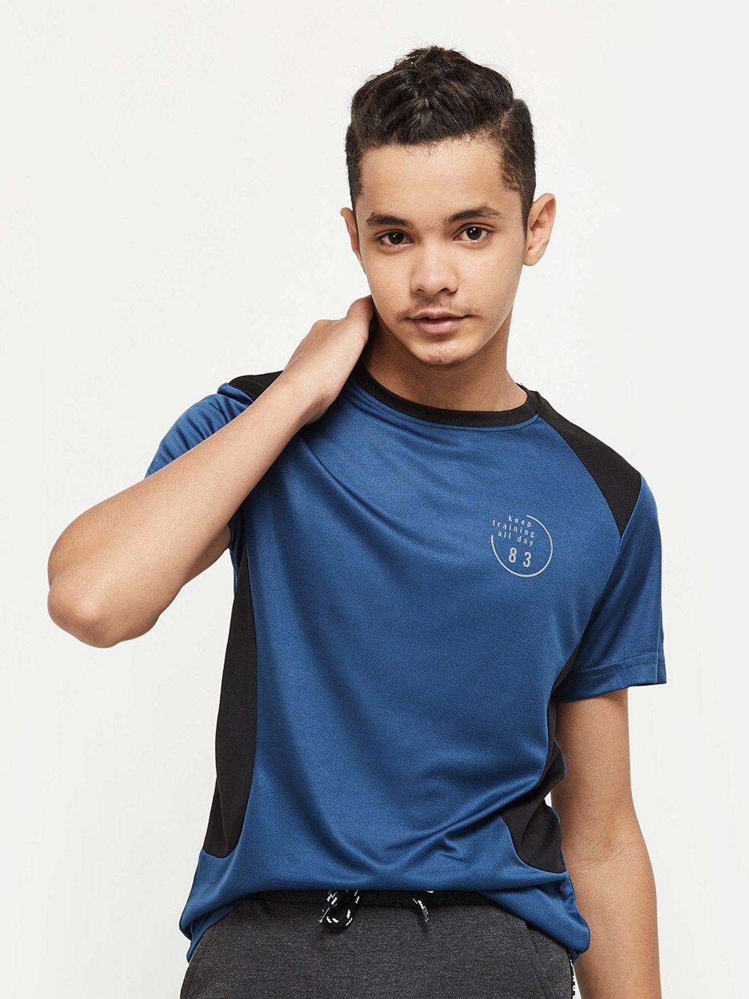 max-boys-blue-&-black-colourblocked-t-shirt
