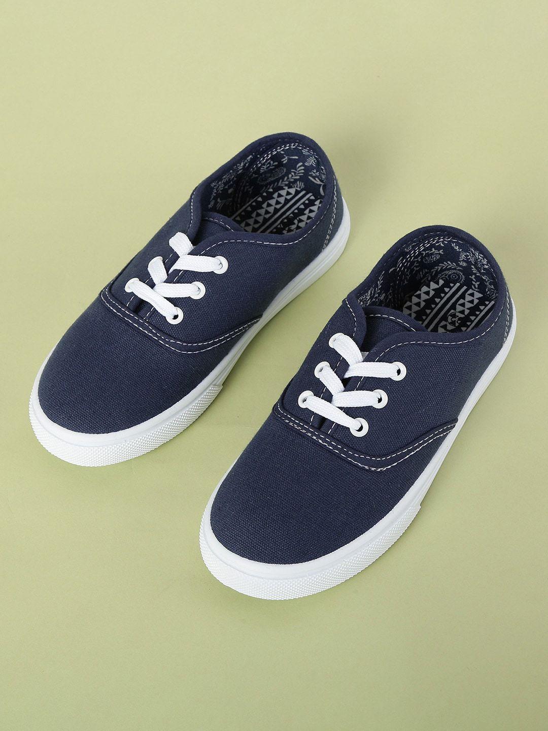 max boys blue solid canvas sneakers