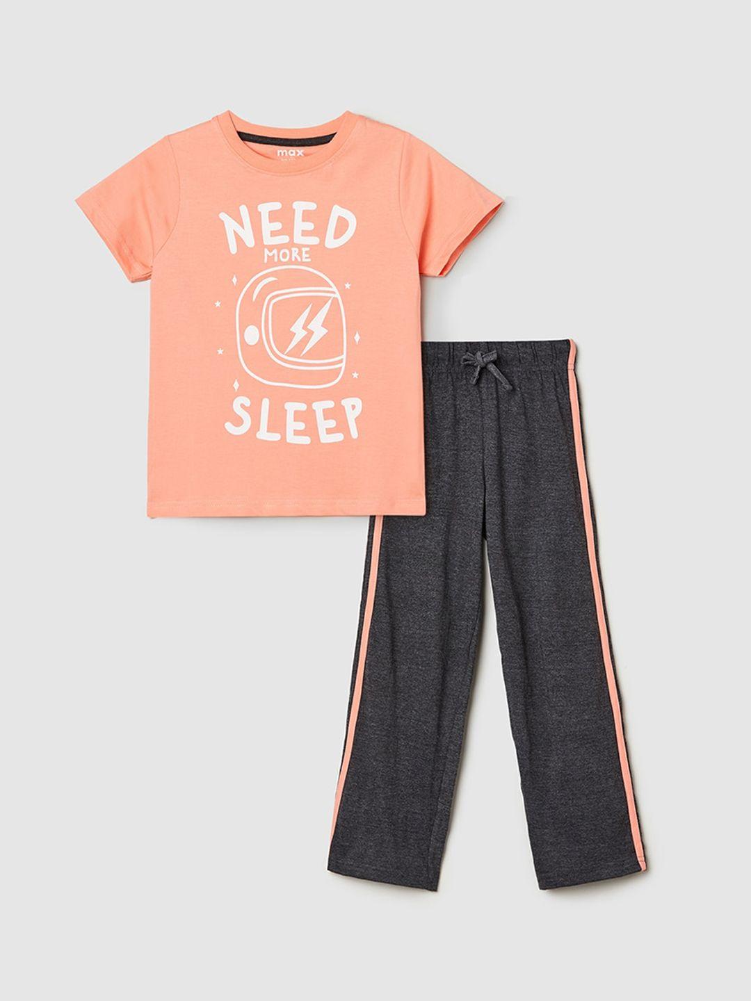 max boys peach & charcoal-colored printed cotton night suit