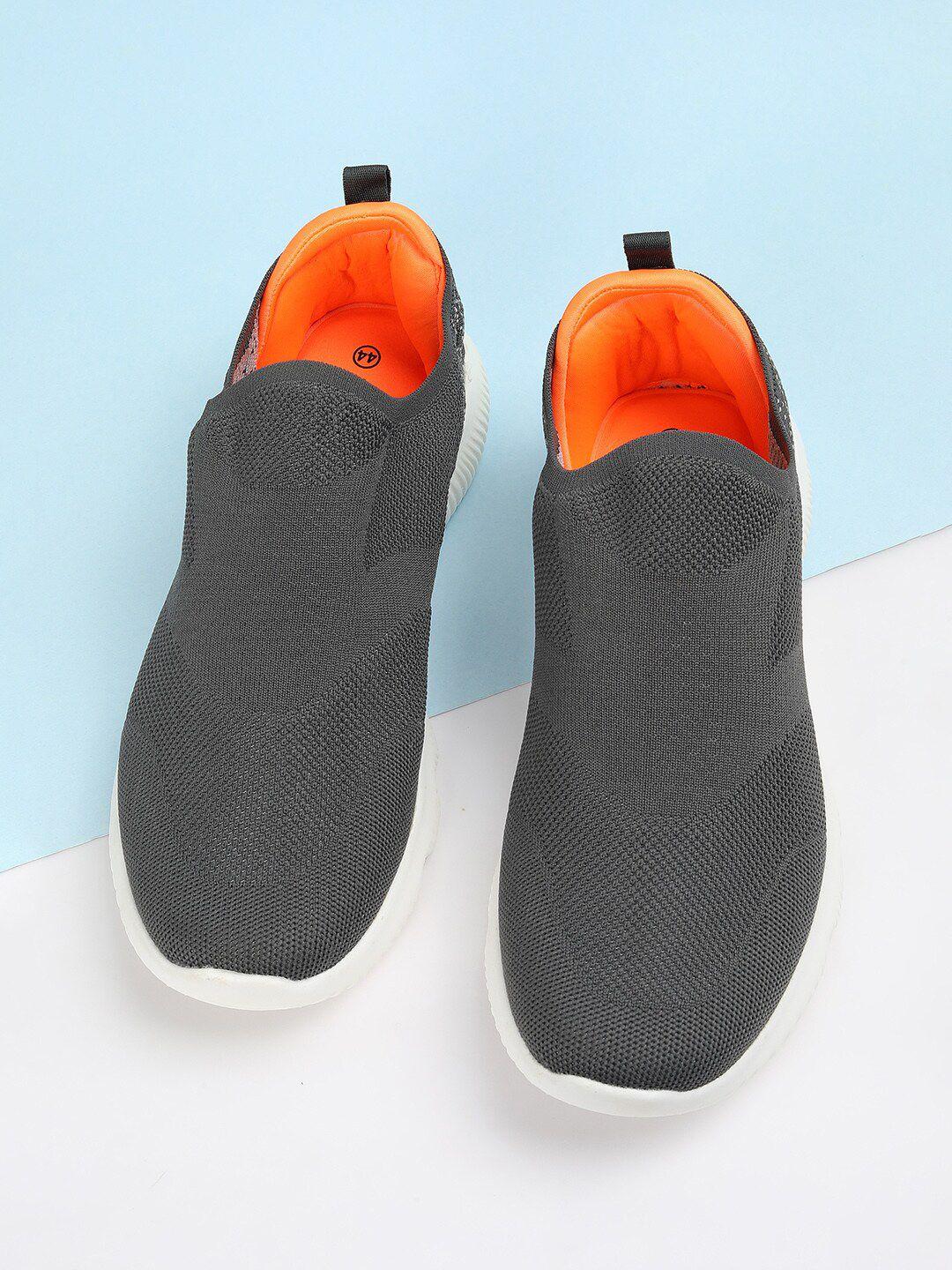 max men textured slip-on running shoes