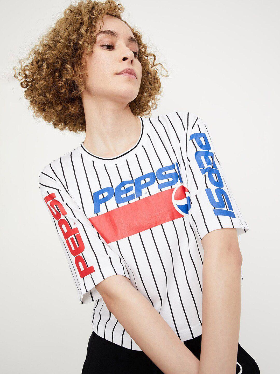 max women typography striped pockets t-shirt