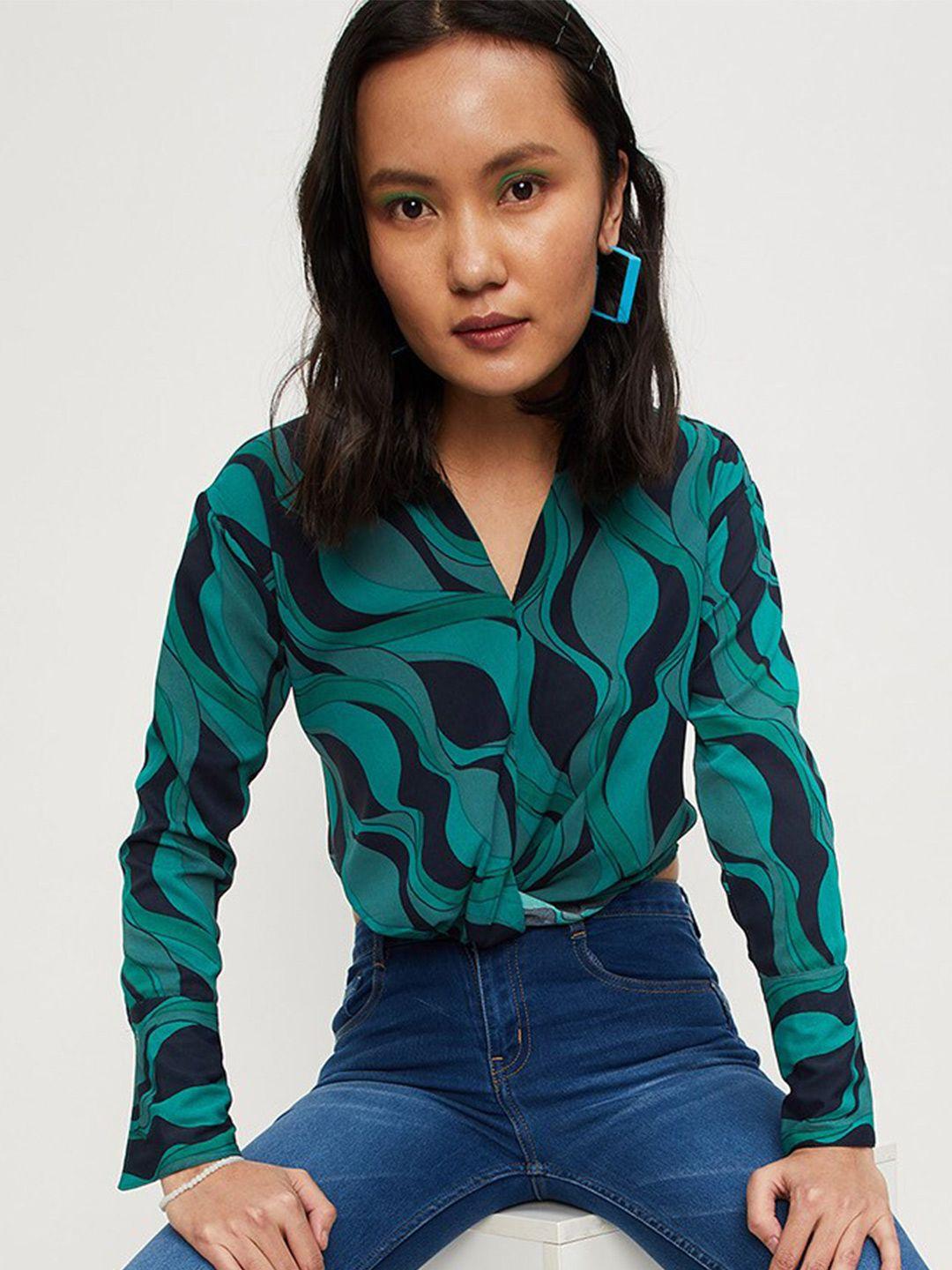 max abstract print wrap crop top