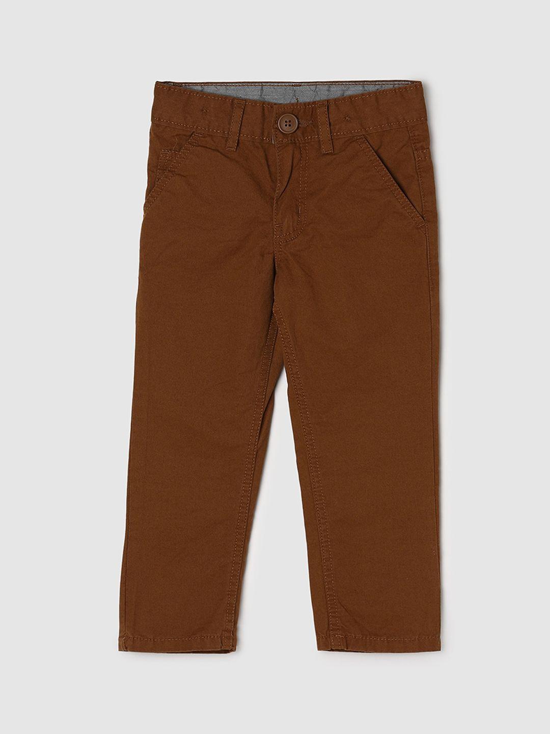 max boys mid-rise plain flat-front cotton trousers