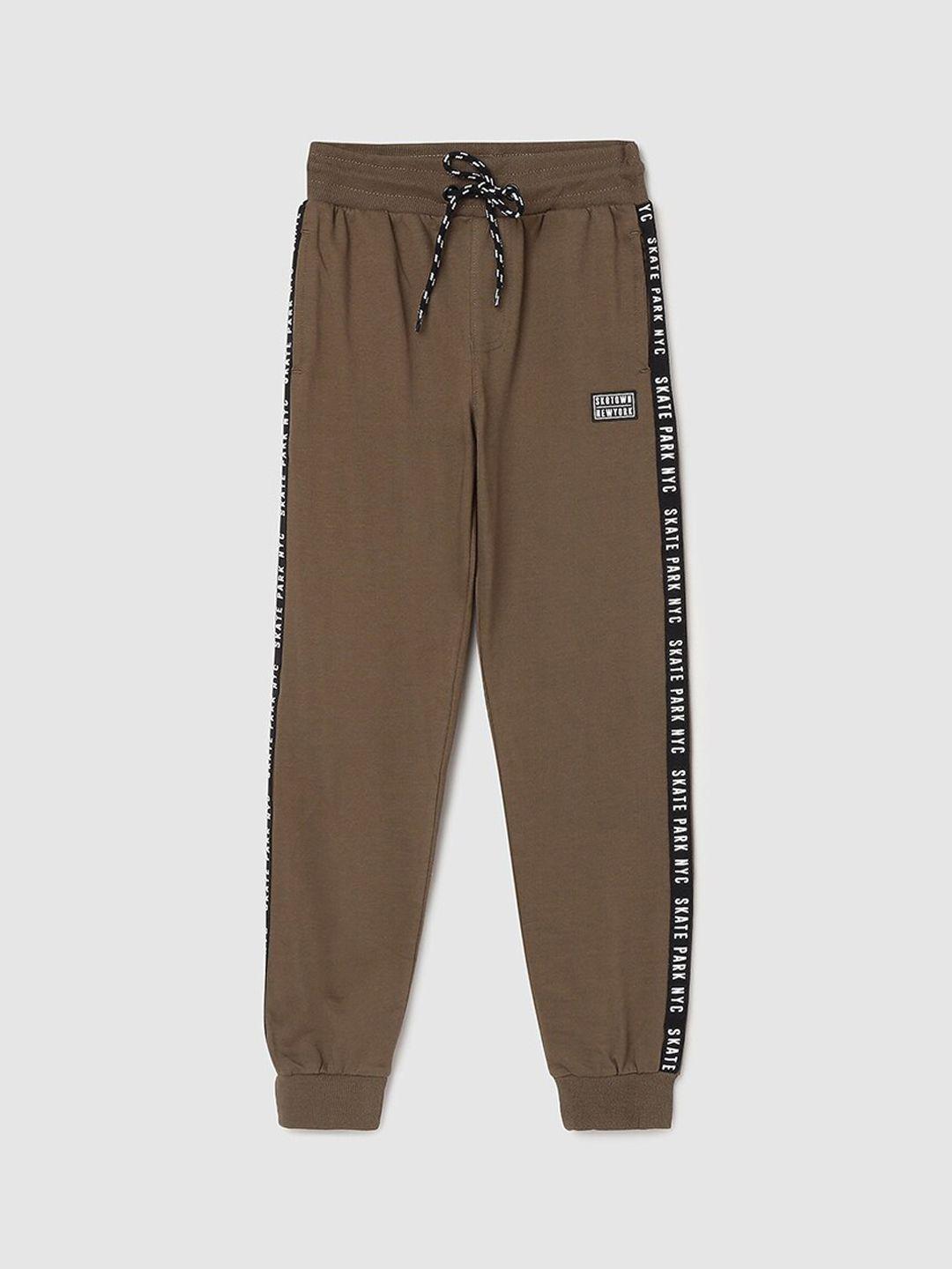 max boys printed detail cotton track pants