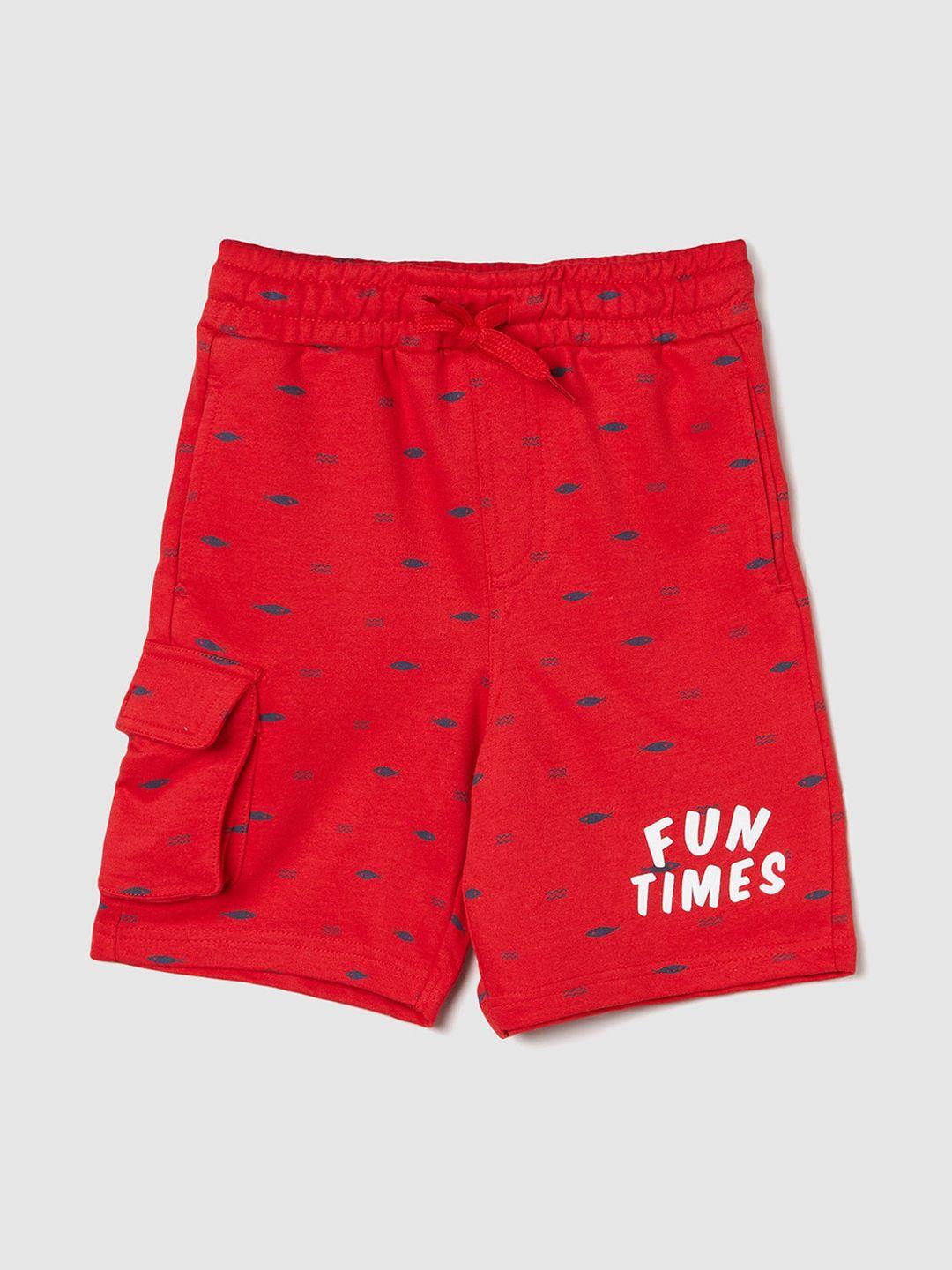 max boys printed mid-rise pure cotton shorts