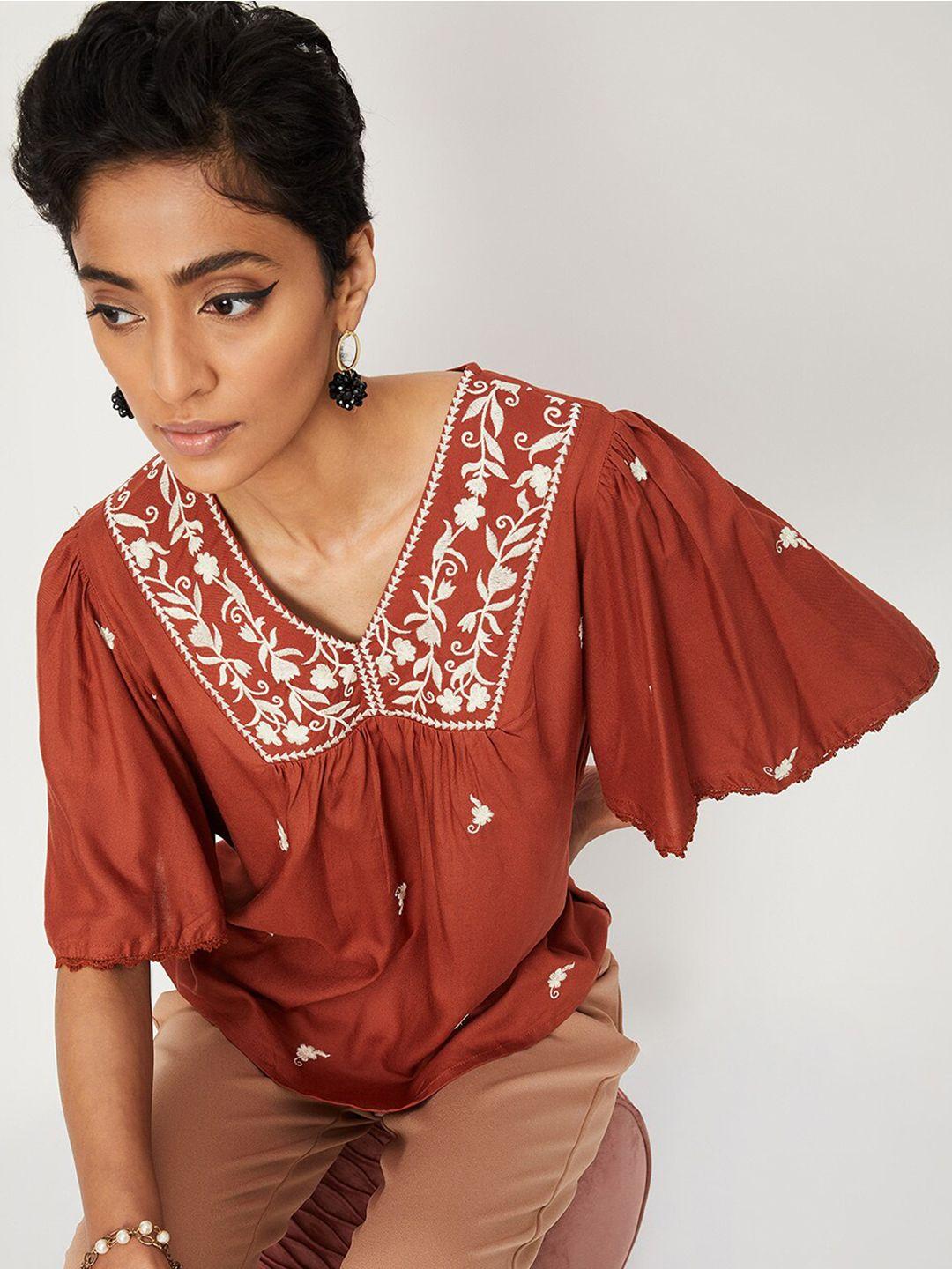 max floral embroidered top