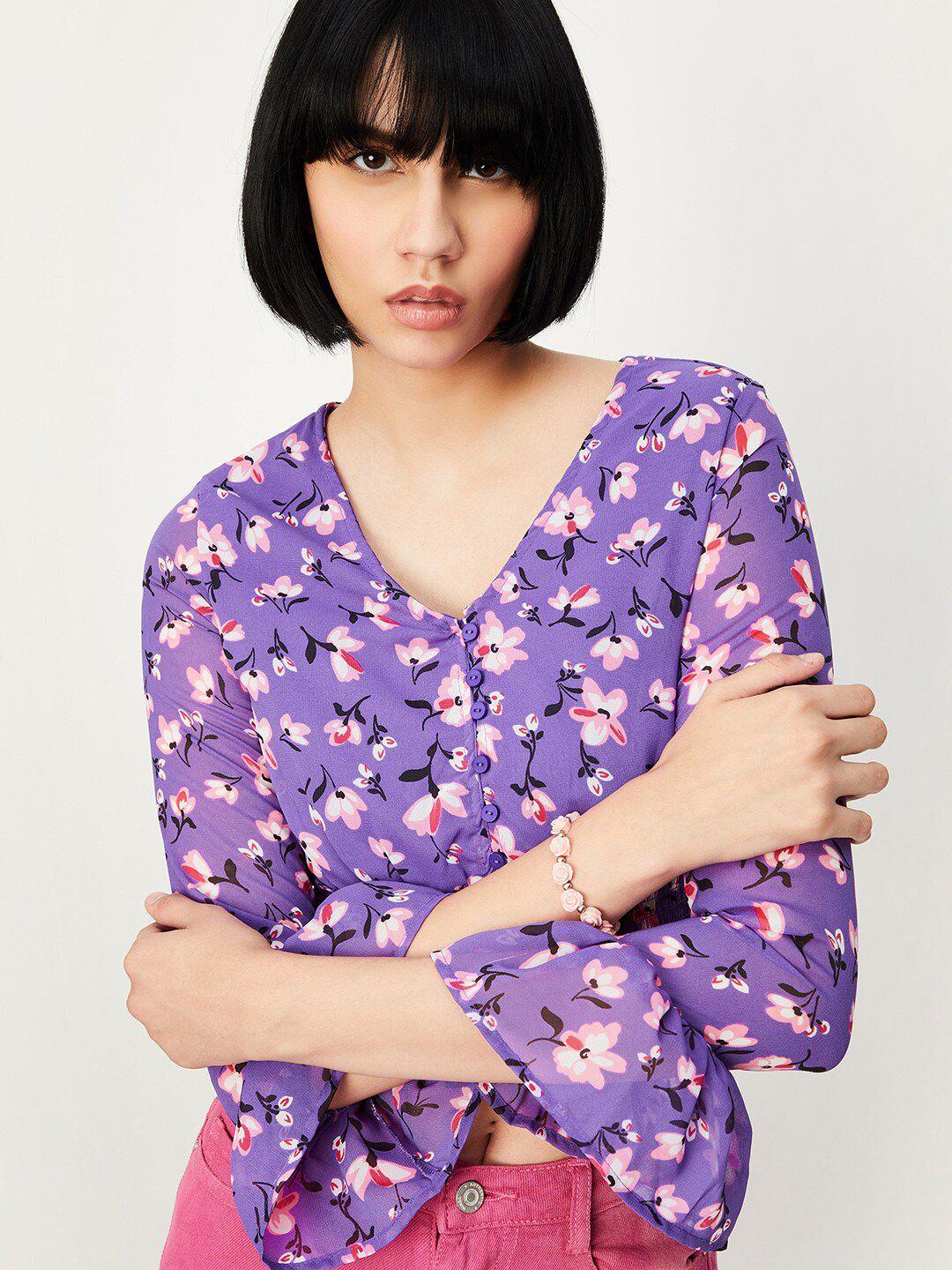 max floral printed v-neck bell sleeve crop top