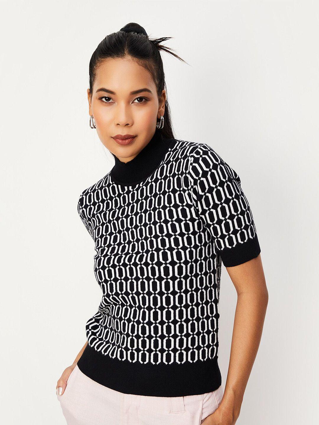 max geometric printed top