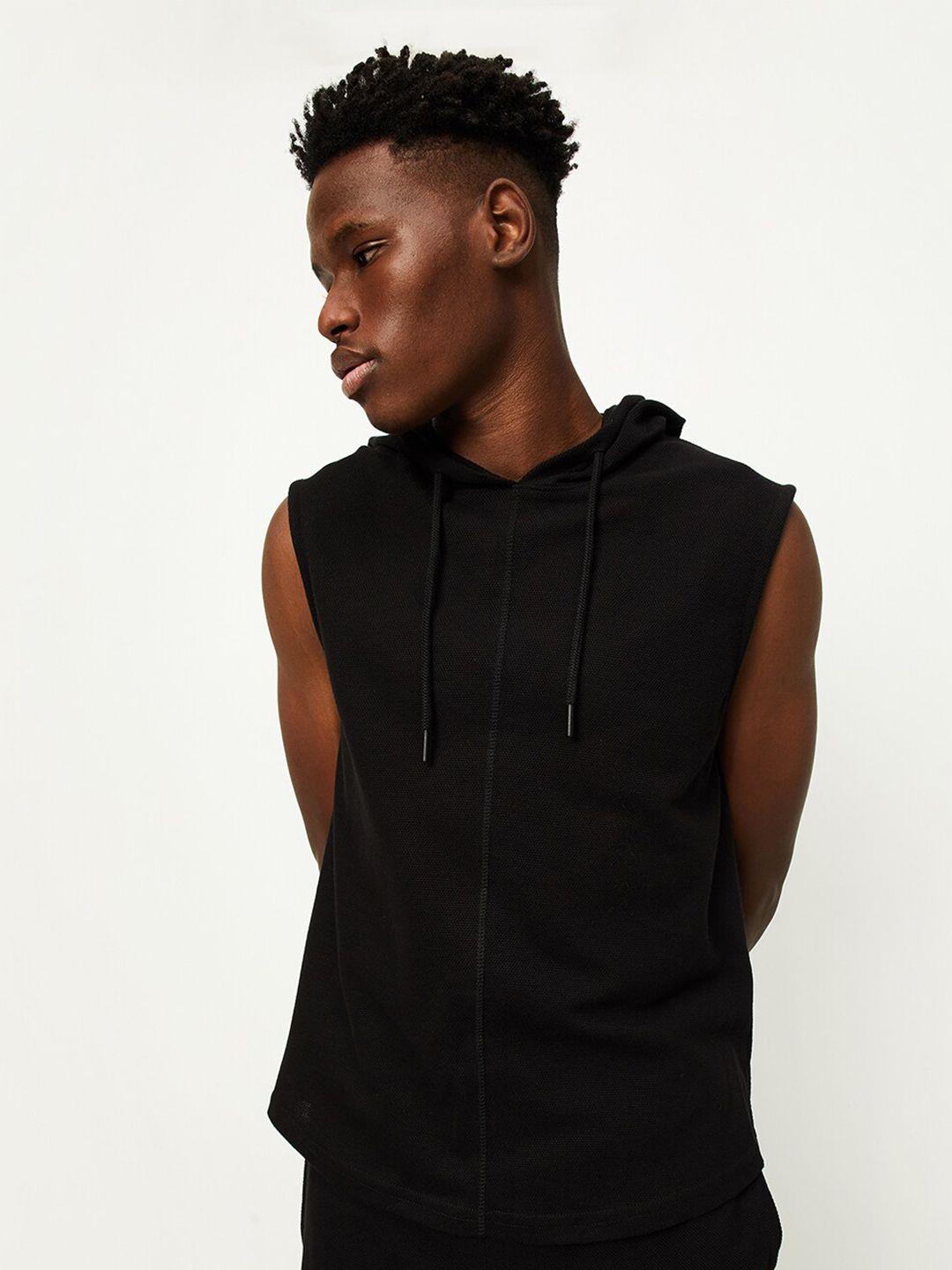 max hooded sleeveless t-shirt