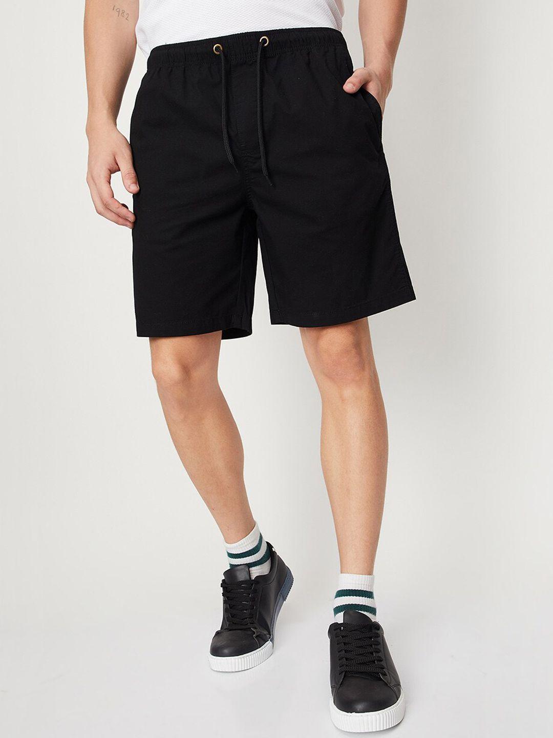 max men mid-rise regular shorts