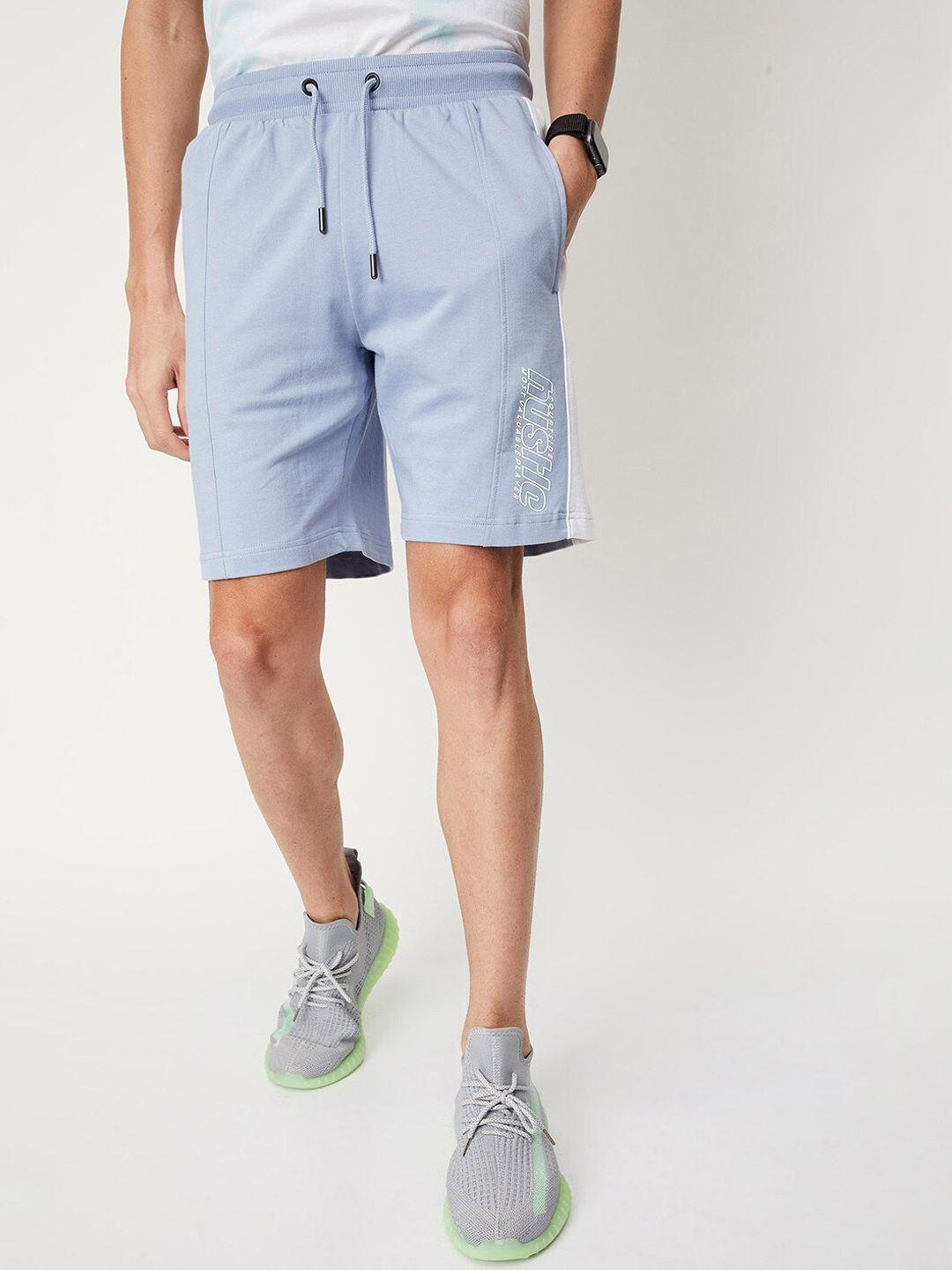 max men mid-rise sports shorts