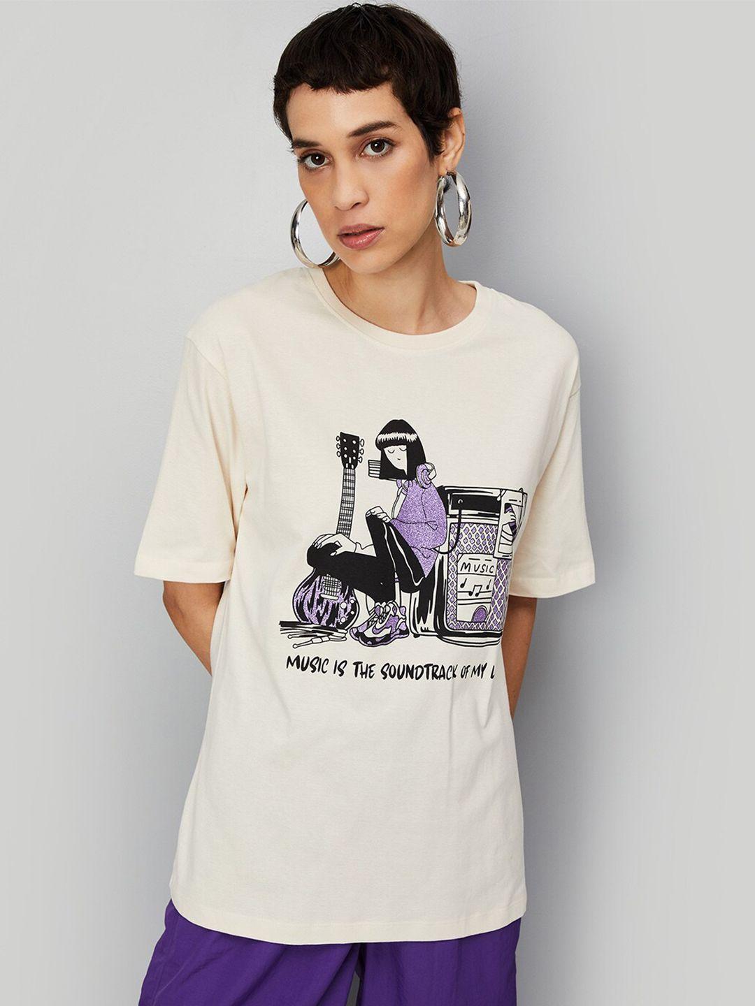 max women beige typography printed pockets t-shirt