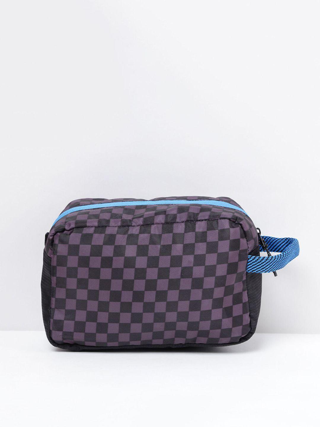 max women checked pouch