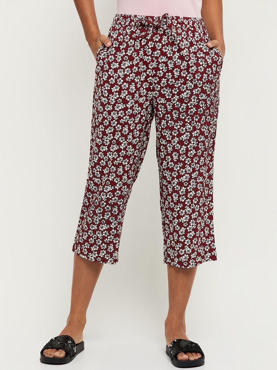 max women red & white printed lounge capri