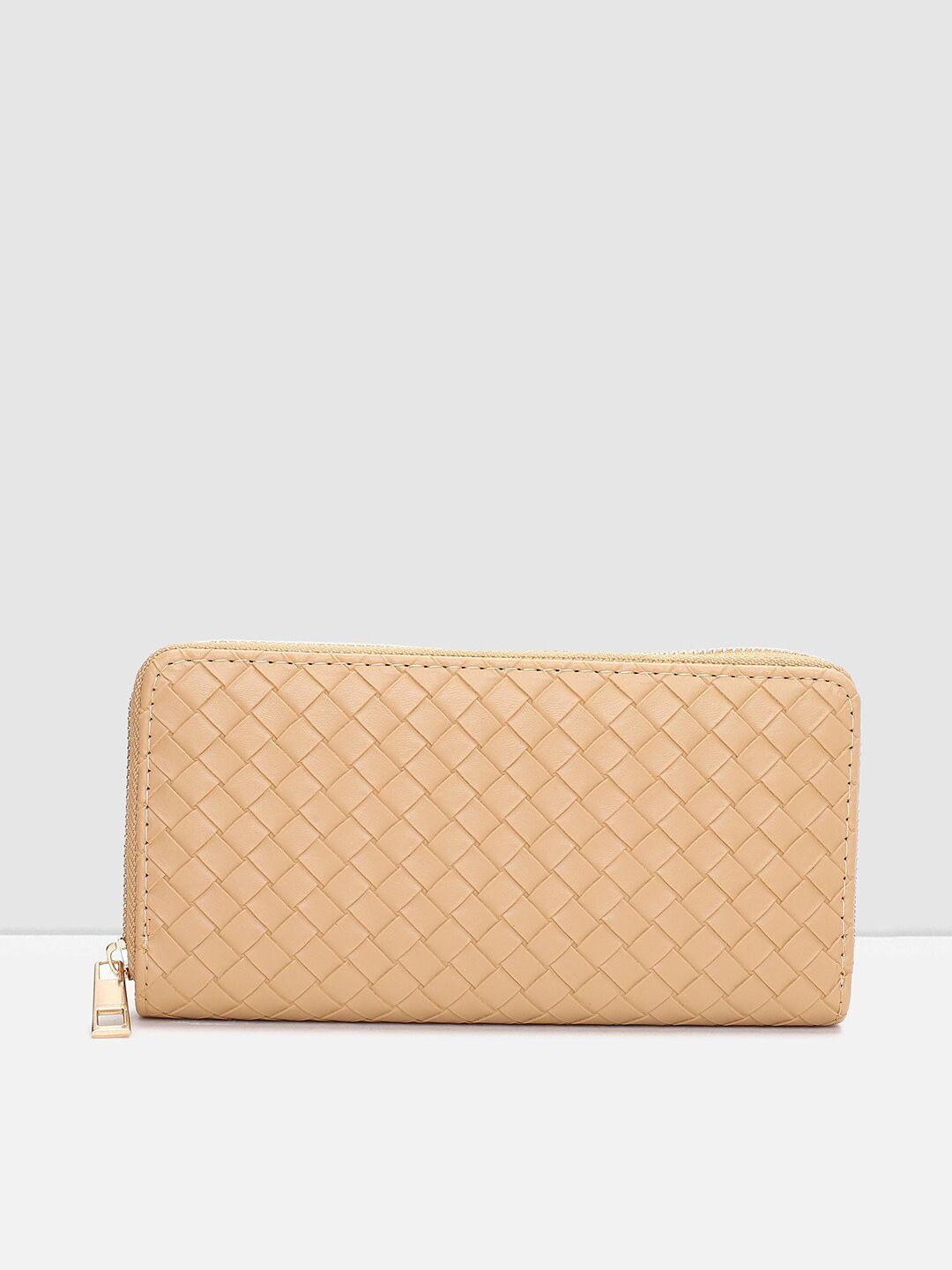 max women zip around wallet