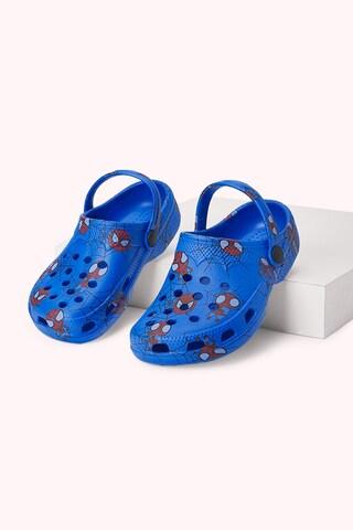 medium-blue-printeded-casual-boys-clog-shoes