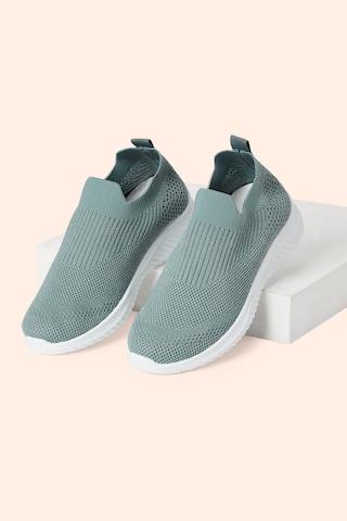 medium grey knitted upper casual women sport shoes