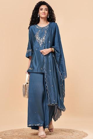 medium blue embroidered ethnic 3/4th sleeves round neck women regular fit  kurta pant dupatta set