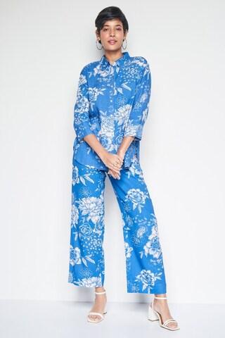 medium blue print casual 3/4th sleeves regular collar women straight fit coordinates set