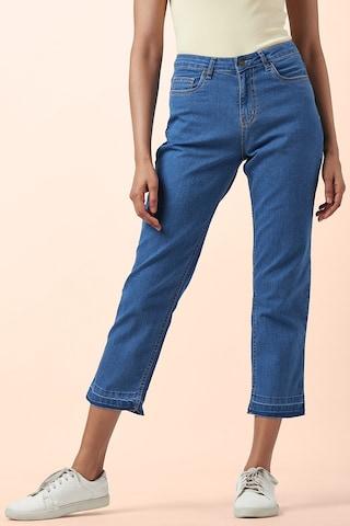 medium blue solid calf-length casual women mom fit jeans