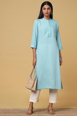 medium blue solid casual mandarin 3/4th sleeves calf-length women regular fit kurta