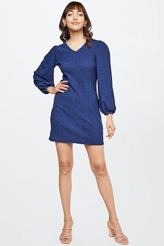 medium blue solid v neck casual thigh-length full sleeves women regular fit dress