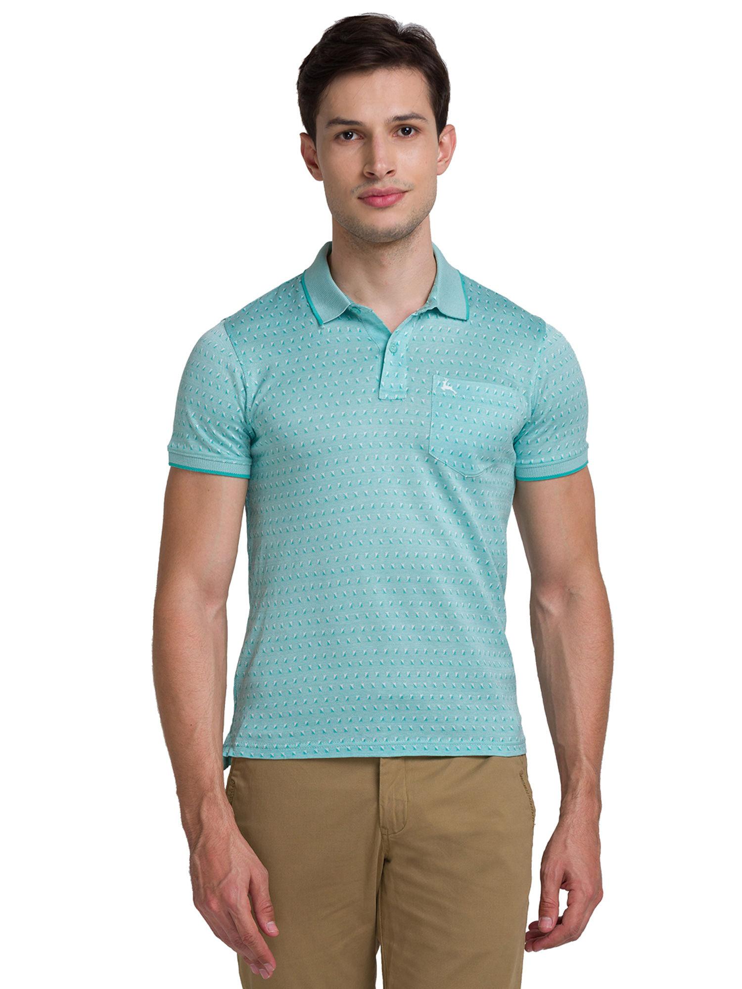 medium green polo t-shirt